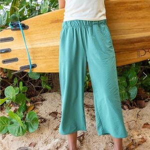 Title Nine slaycation 2.0 Cropped Pants (wide leg capris - petite)